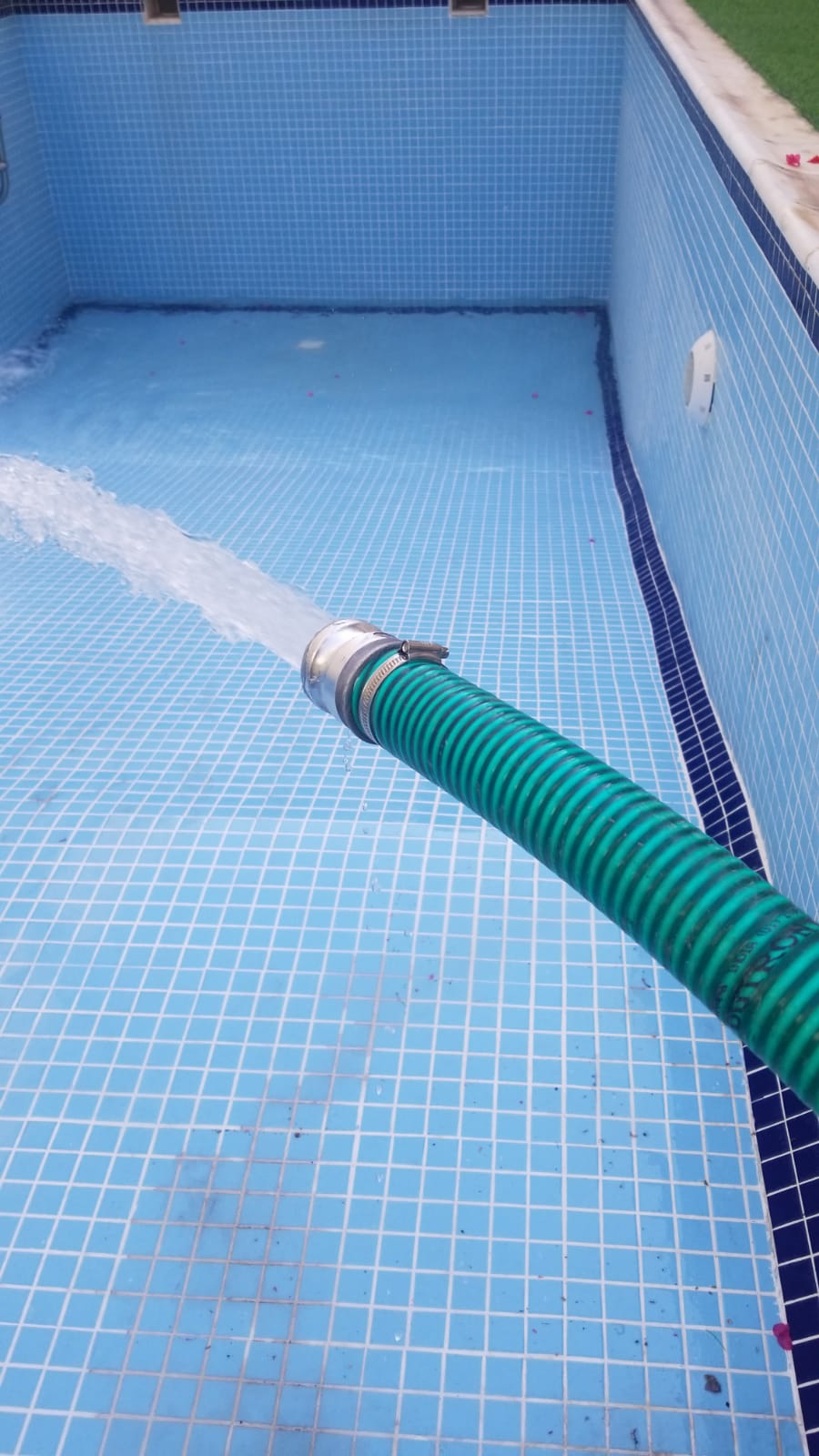 Water Delivery For Swimming Pools swimming pool water delivery